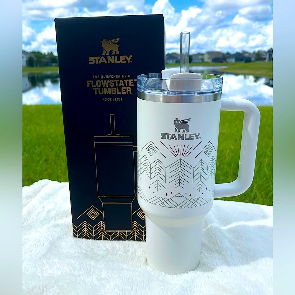 NWT Stanley Limited Addition Winterscape Flowstate Tumbler H2.0 Pale Stone 40 oz